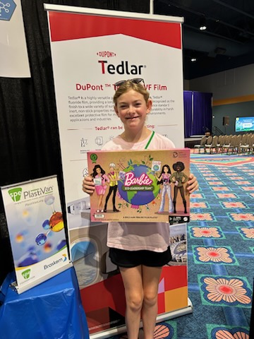 4SPE_Plastics's tweet photo. More than 500 girls completed our #plastics scavenger hunt at #PhenombyGirlScouts for a chance to win Eco-Leadership Team Barbies! Congrats to Eleanor and Millie – the lucky winners! #PhenombyGirlScouts #PlastiVan #Sustainability #Barbie @braskem @chevronphillips @DuPont_News https://t.co/Wy261MTc6z