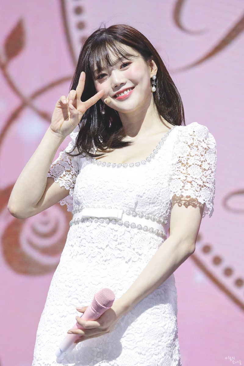 미라클과 함께 행복한 하루 보내길🫶🏻
-
#OHMYHYOJUNGDAY 
#HAPPYHYOJUNGDAY
#효정아생일축하해
<a href="/WM_OHMYGIRL/">오마이걸 (OH MY GIRL)</a>
-