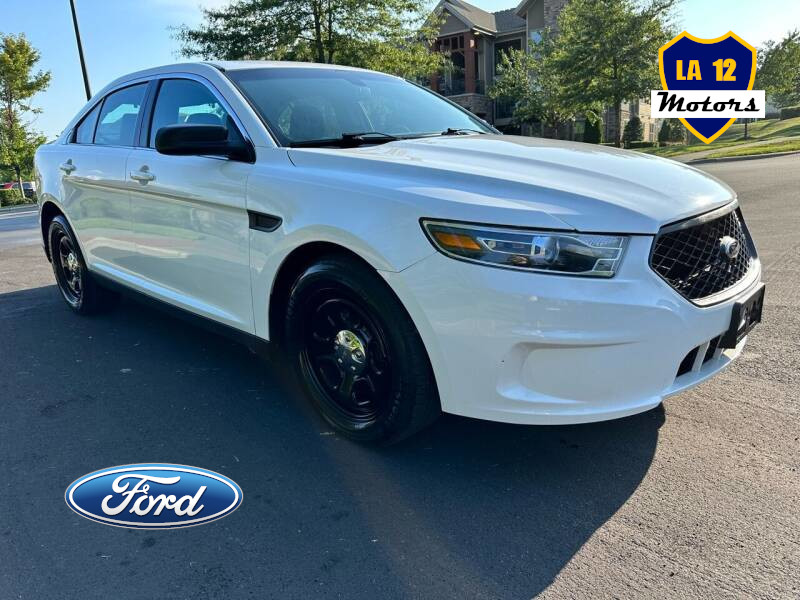 12Motors's tweet photo. 🚓 Make: Ford
📅 Model Year: 2018
🔧 Model: Taurus Police Interceptor AWD 4dr Sedan
🔢 Mileage: 9️⃣2️⃣5️⃣2️⃣1️⃣
⛽️ Fuel Type: Flex Fuel
⚙️ Drivetrain: AWD
⚙️ Transmission: Automatic 6-Speed
Key Features:
✅ Designed for law enforcement and emergency services https://t.co/AVg7loHjHn