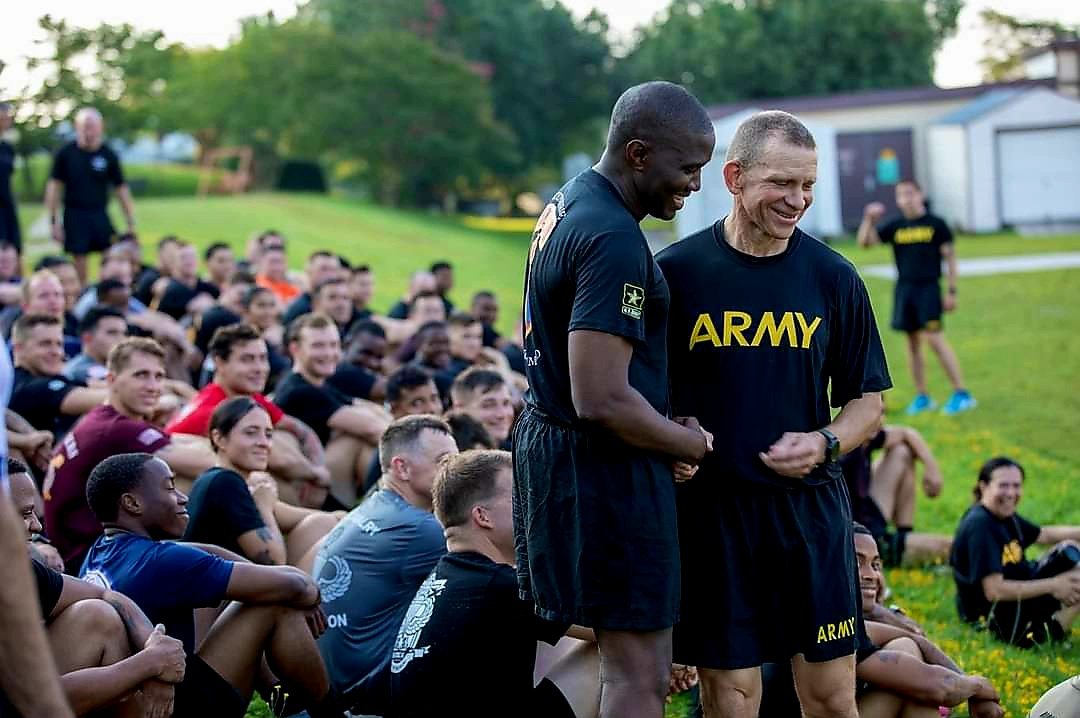 Proud that SFC Ousman Jammeh was able to represent 2nd Battalion,<a href="/2SFAB/">2 SFAB — 2nd Security Force Assistance Brigade</a> during the final formation run for SMA Grinston (<a href="/USArmy/">U.S. Army</a>SMA) at <a href="/18airbornecorps/">XVIII Airborne Corps & Fort Bragg</a>.We wish nothing but the best to our 16th SMA and his Family
#BeAllYouCanBe
<a href="/armysfabs/">SFAB - Security Force Assistance Brigades</a> @FORSCOM <a href="/SecArmy/">Secretary of the Army</a> @ArmyChiefStaff @USArmy