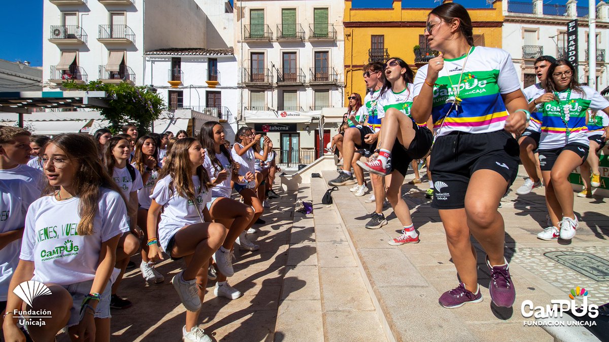 campusronda's tweet photo. Hoy los chicos y chicas del último turno de Campus Ronda 2023 de @FundUnicaja han podido visitar la ciudad que nos acoge cada verano. Aquí algunas fotos de la visita: 

@campusunicaja https://t.co/hcRnHCx4aJ
