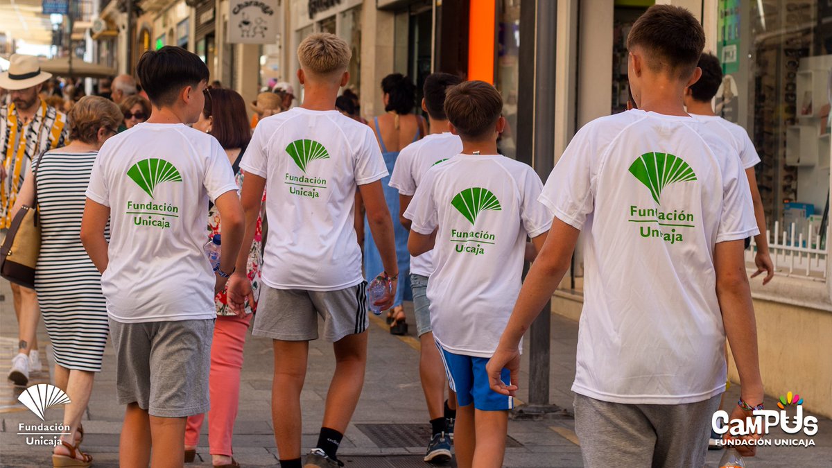 campusronda's tweet photo. Hoy los chicos y chicas del último turno de Campus Ronda 2023 de @FundUnicaja han podido visitar la ciudad que nos acoge cada verano. Aquí algunas fotos de la visita: 

@campusunicaja https://t.co/hcRnHCx4aJ