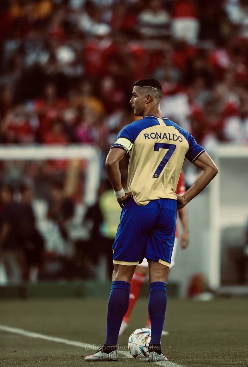 O maior e melhor jogador da história do futebol! 🐐👑