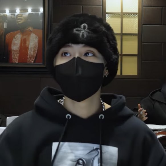 #НоваяАватарка слабачек не судят,слабачек понимают☝️