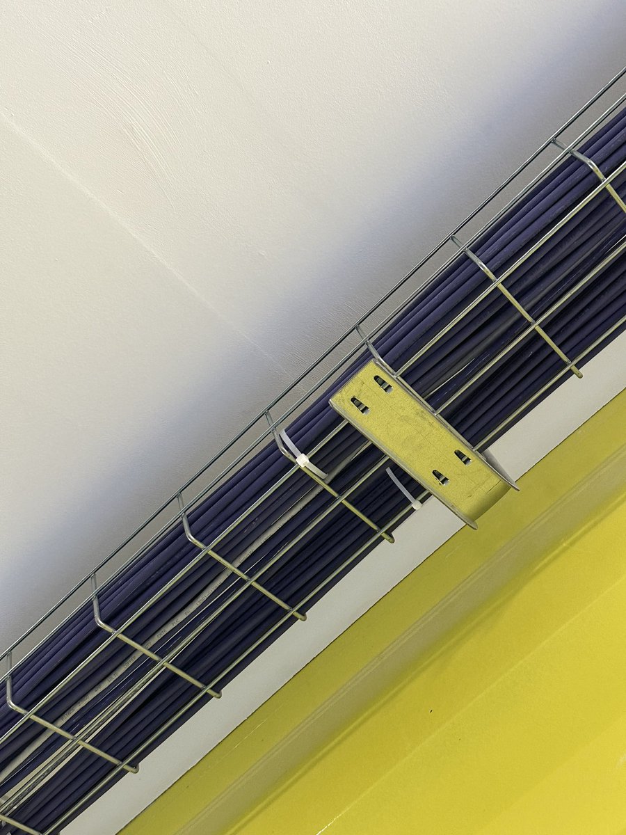 Datanetex's tweet image. Another successful design, install &amp;amp; validation of our network services. Reliable end-to-end communication infrastructure is vital to any business. #business #cat5e #cat6 #networks #datacabling #dorset #wiltshire #hampshire #somerset