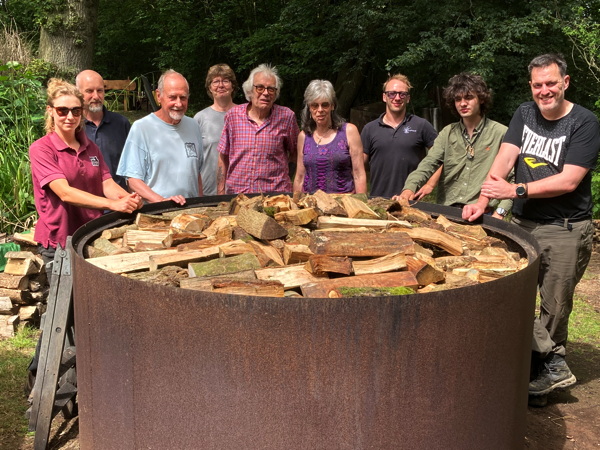RForestVision's tweet photo. Recent charcoal-making course in #RockinghamForest described in Carolyn Church's diary. https://t.co/f7xYkbq1PC
Made possible by @HeritageFundUK https://t.co/SaSD6hb8ty