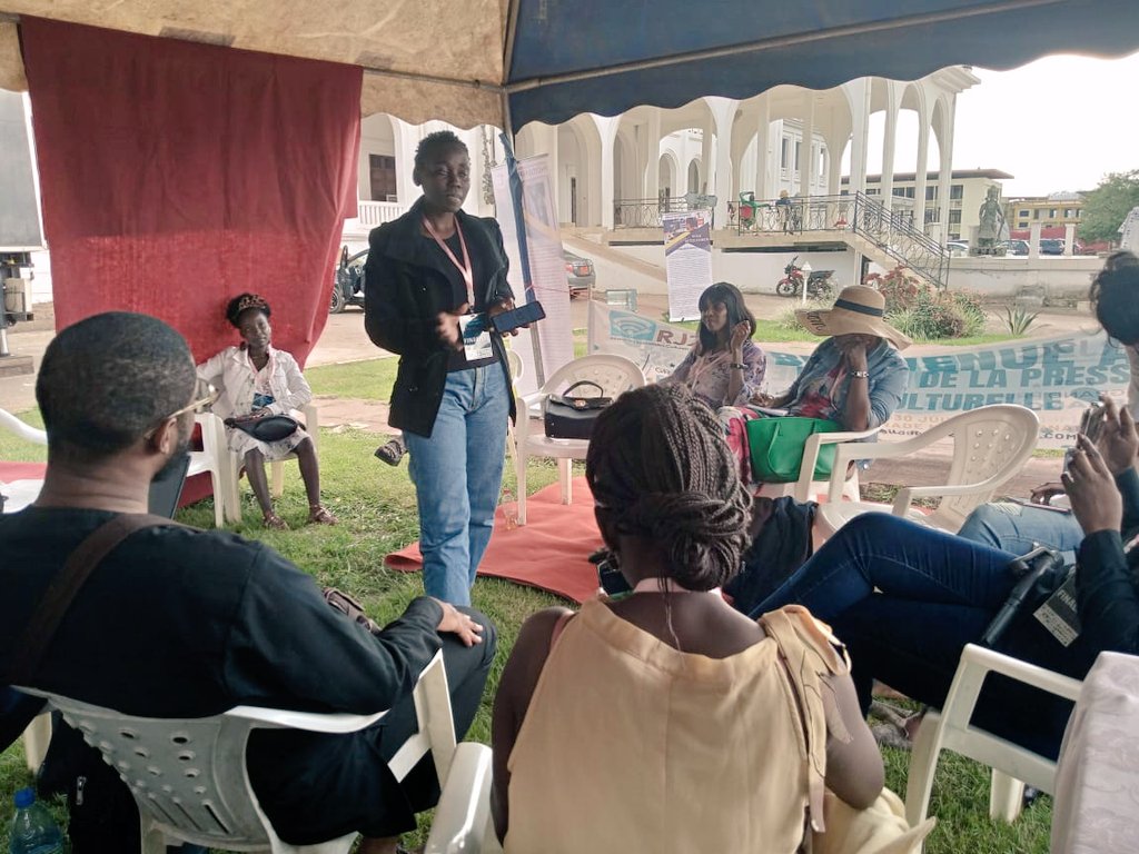 Badalfohmoh7's tweet photo. Je viens de partager avec mes cops finalistes du #GPFM les technik de base en #Factcheking. Malgré le tps court, ce fut un gros plaisir de partager mon expé pr participer activement à la réduction des conflits en vérifiant ses infos 🥰.
#Badal https://t.co/pE6DyMKspg