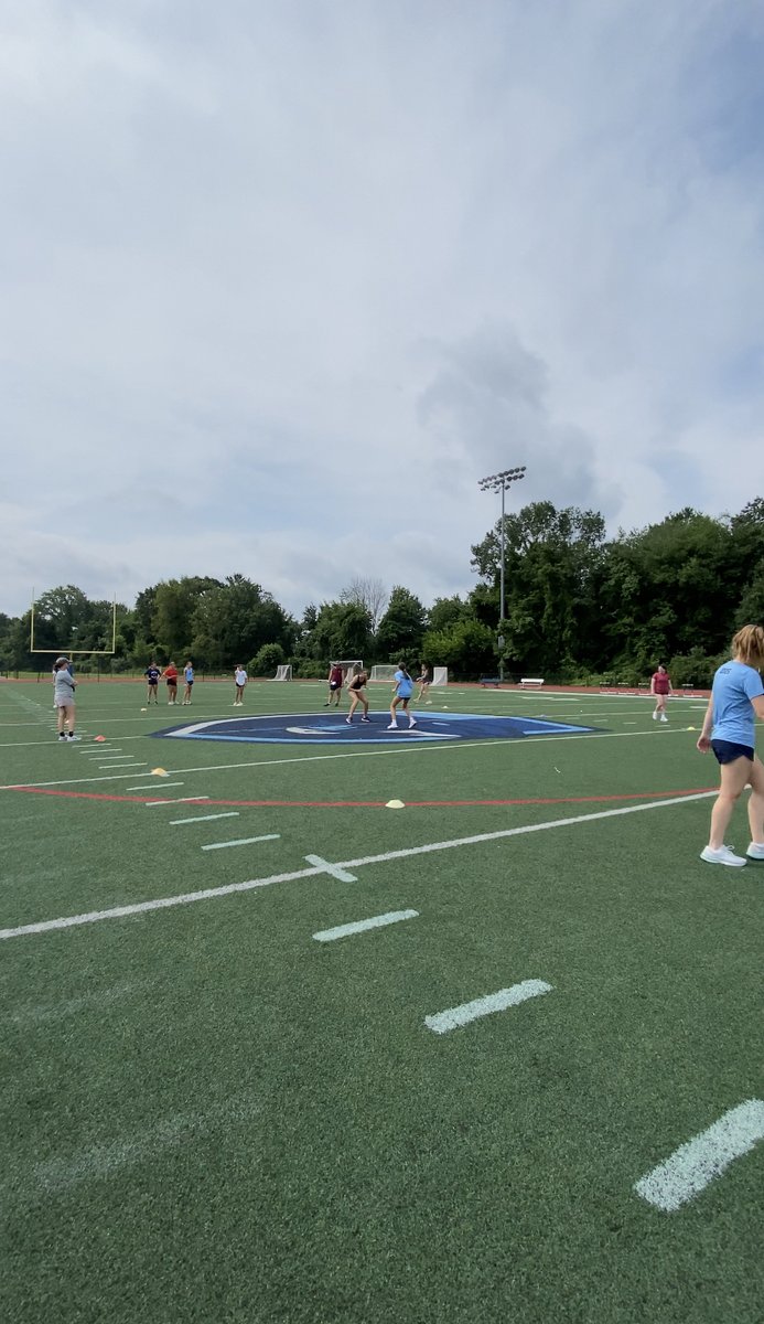 FHS strength & condo tweet media