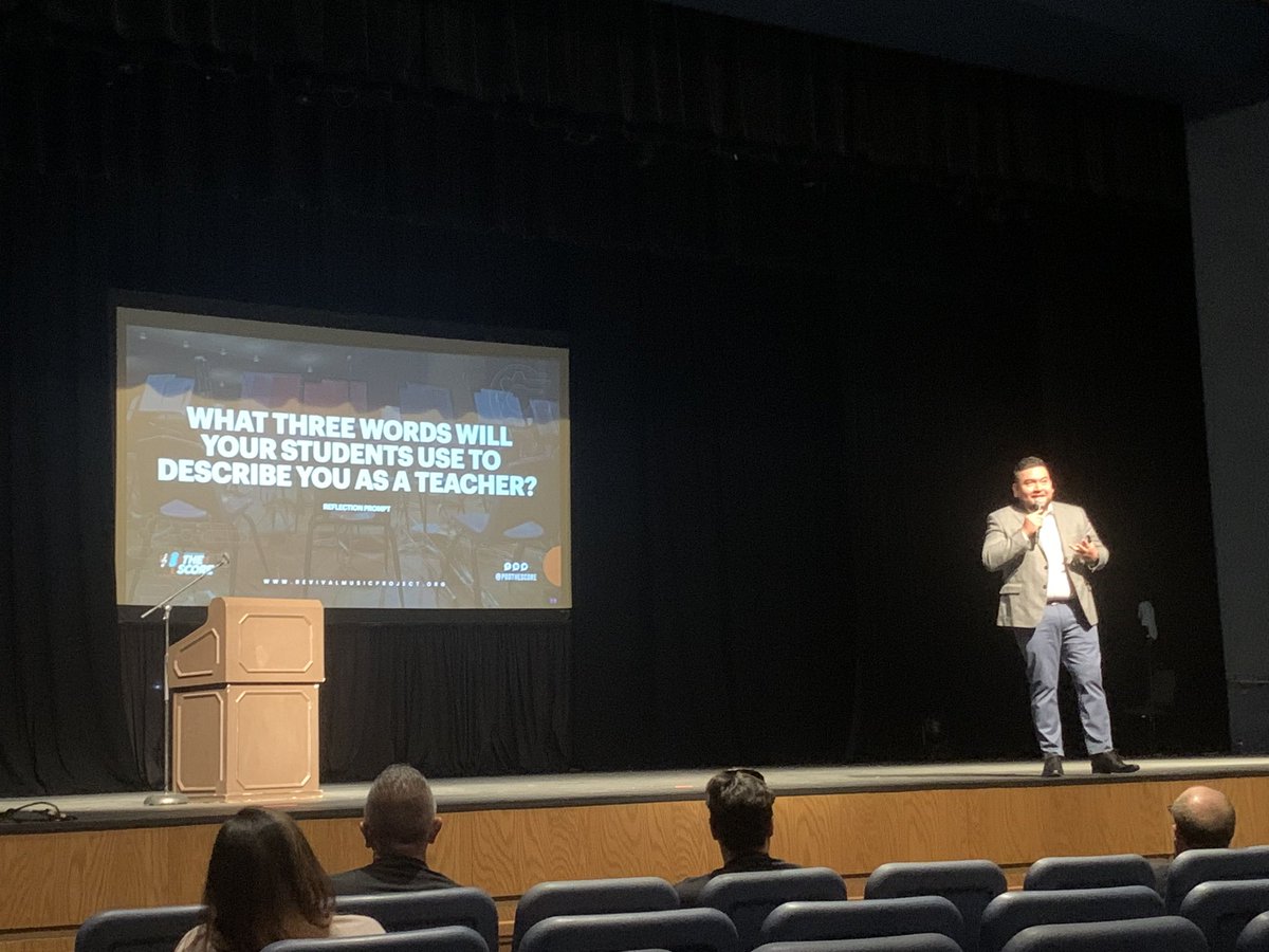 FMEagleMusic's tweet photo. Great day of learning at the Fine Arts Alliance. Thank you @EJimenez86 for inspiring us! Great job to our HMS directors on an awesome presentation. 🎶 @CISD_Fine_Arts https://t.co/8fyQyYhwsp
