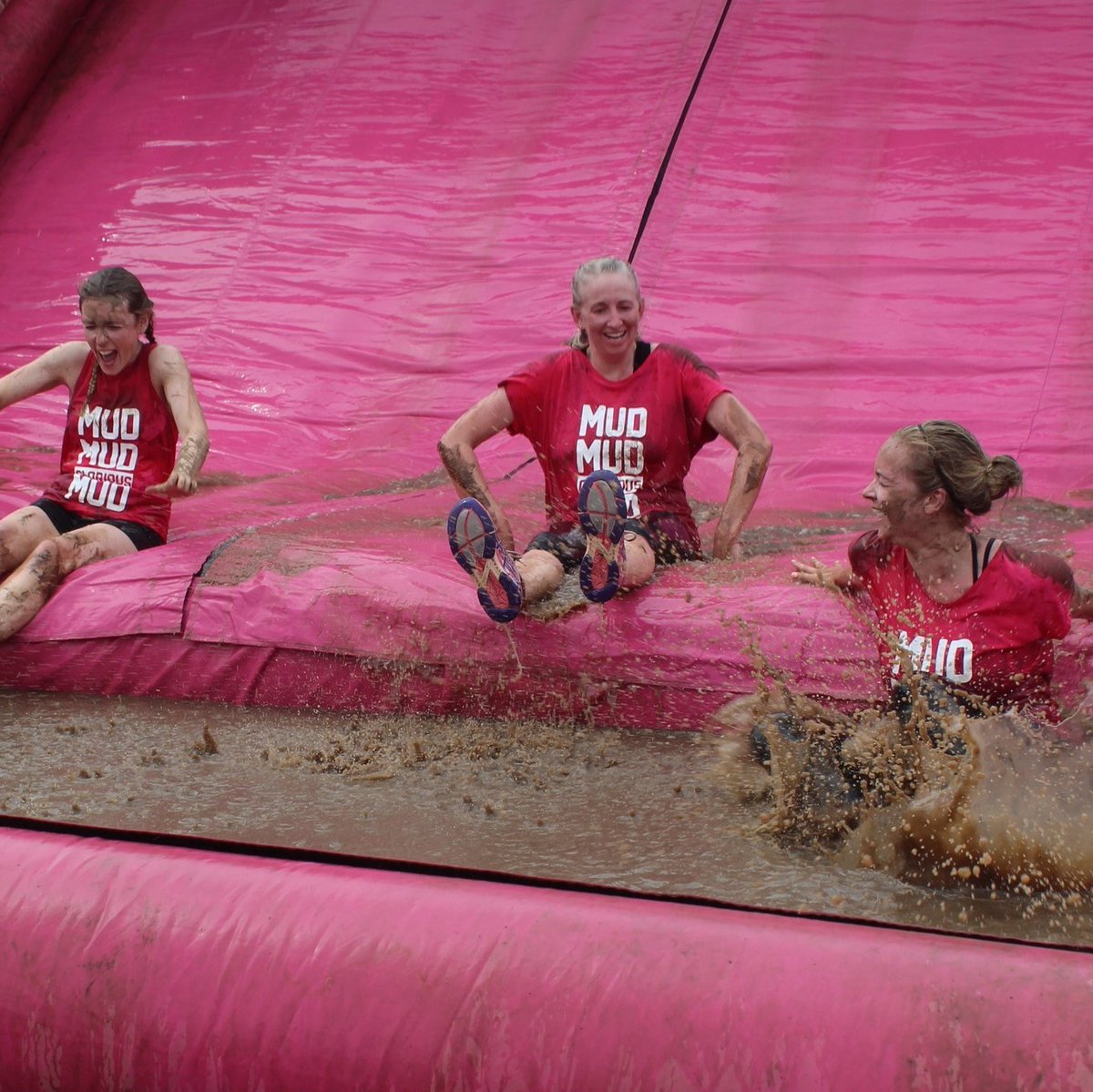 Don’t you just love the #PrettyMuddy slide? 🤩