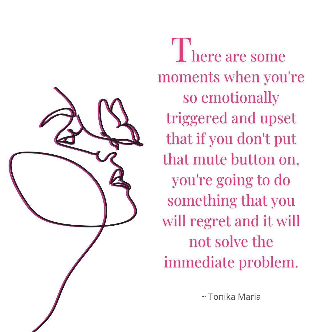 GetRealBeHealed's tweet photo. When you're triggered and upset, it's important to learn to pause⏸️, hit mute🤫, and collect your thoughts. Reacting impulsively won't solve the problem; it only adds to your regret. Choose the path of composure and clarity. 💖 #QueenlyWisdom #womanover40 #lifecoach #awareness https://t.co/S5Fg21disB