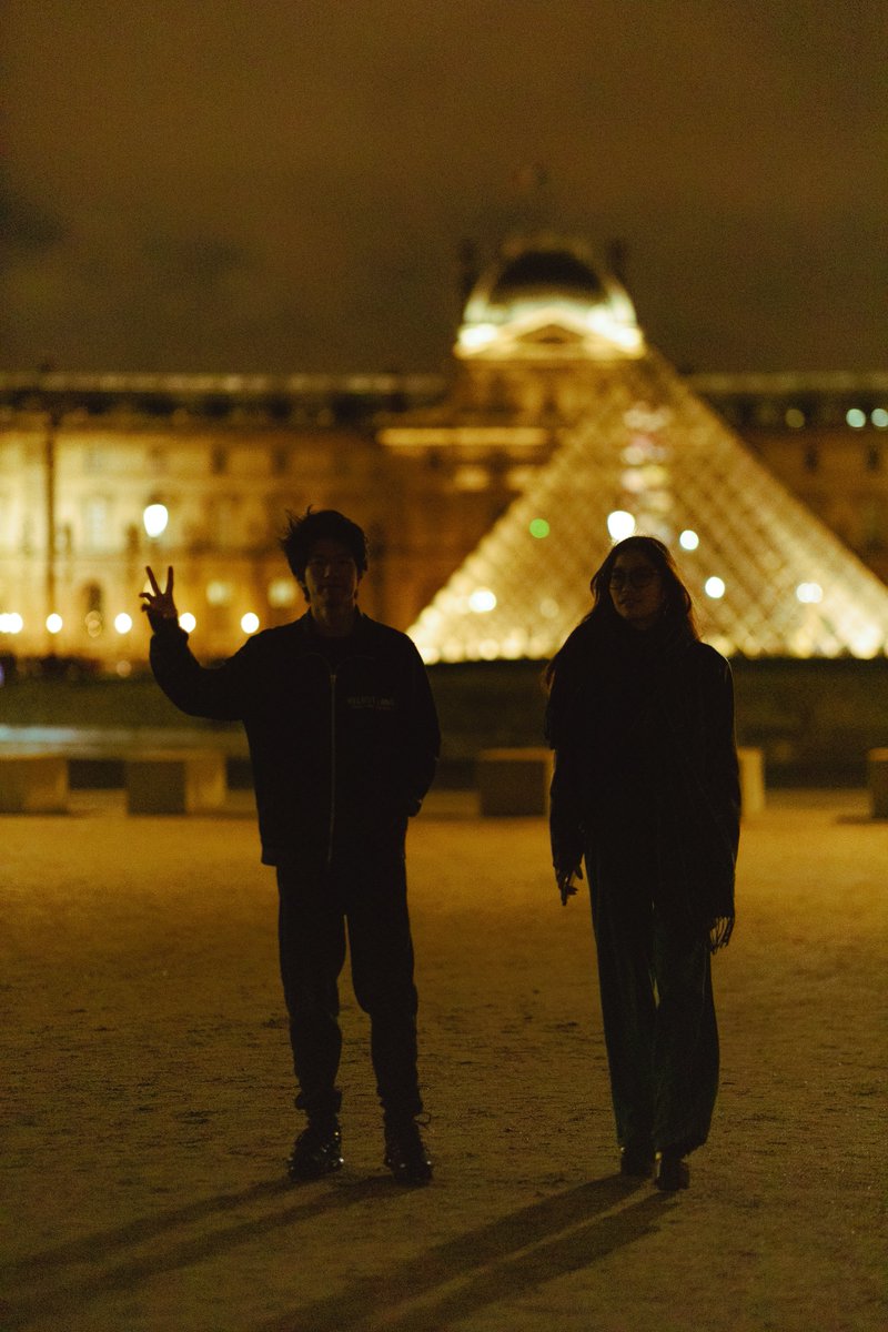 davidignaz1993's tweet photo. Paris color palette. https://t.co/oeduSB7CFE