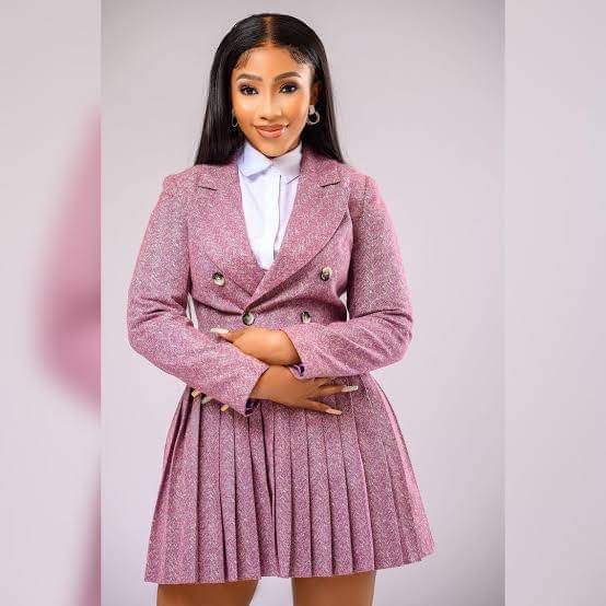 kelvinbiezugbe's tweet photo. Like  for Mercy

Retweet for Ceec

 #BBNaijaAllStar #BBNaija https://t.co/dPCsRzFhaX