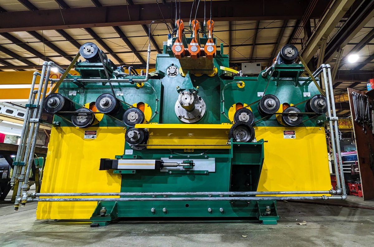 TSManufacturing's tweet photo. Did someone say edger?
Just the Meherrin River Forest Products Edger in its last stages of assembly. Our millwrights really know how to put things together.
#TSManufacturing #Sawmill #equipment #manufacturer https://t.co/KsbLTlSBT3