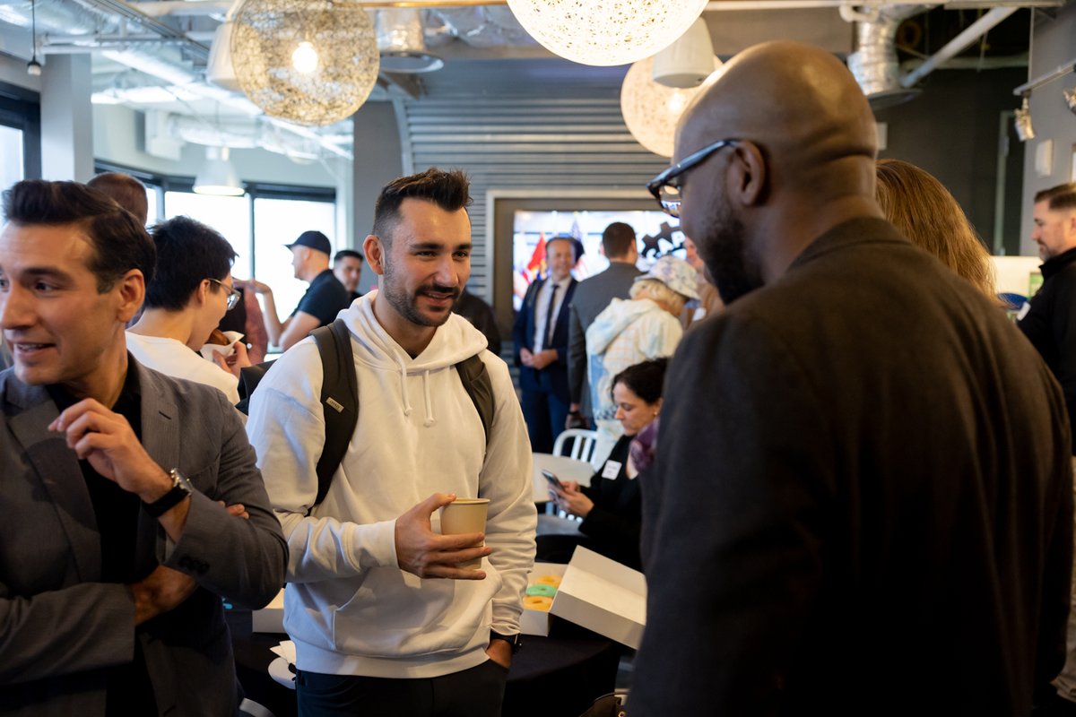 Looking for ways to cultivate relationships in the startup ecosystem? Join us in Austin TOMORROW (7/28) for Cup of Capital! ☕💸

🤝 Get introduced to other entrepreneurs and investors!
⚙️ Meet members of the CF community!

➡️ hubs.ly/Q01YmrBq0