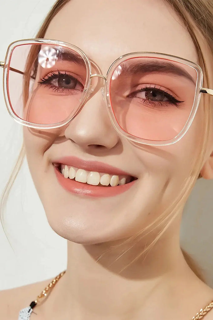 Strange_Cl0thes's tweet photo. 💰 Looking for a steal? Big Square Sunglasses is now selling at $16.99 💰
👉 Product by Strange 👈
 Grab it ASAP https://t.co/o51mzzYG2W 

#StrangeClothes #FashionOnline #TrendyClothes #FashionDeals #Fashionista #FashionAddict https://t.co/h1wApOyDOh
