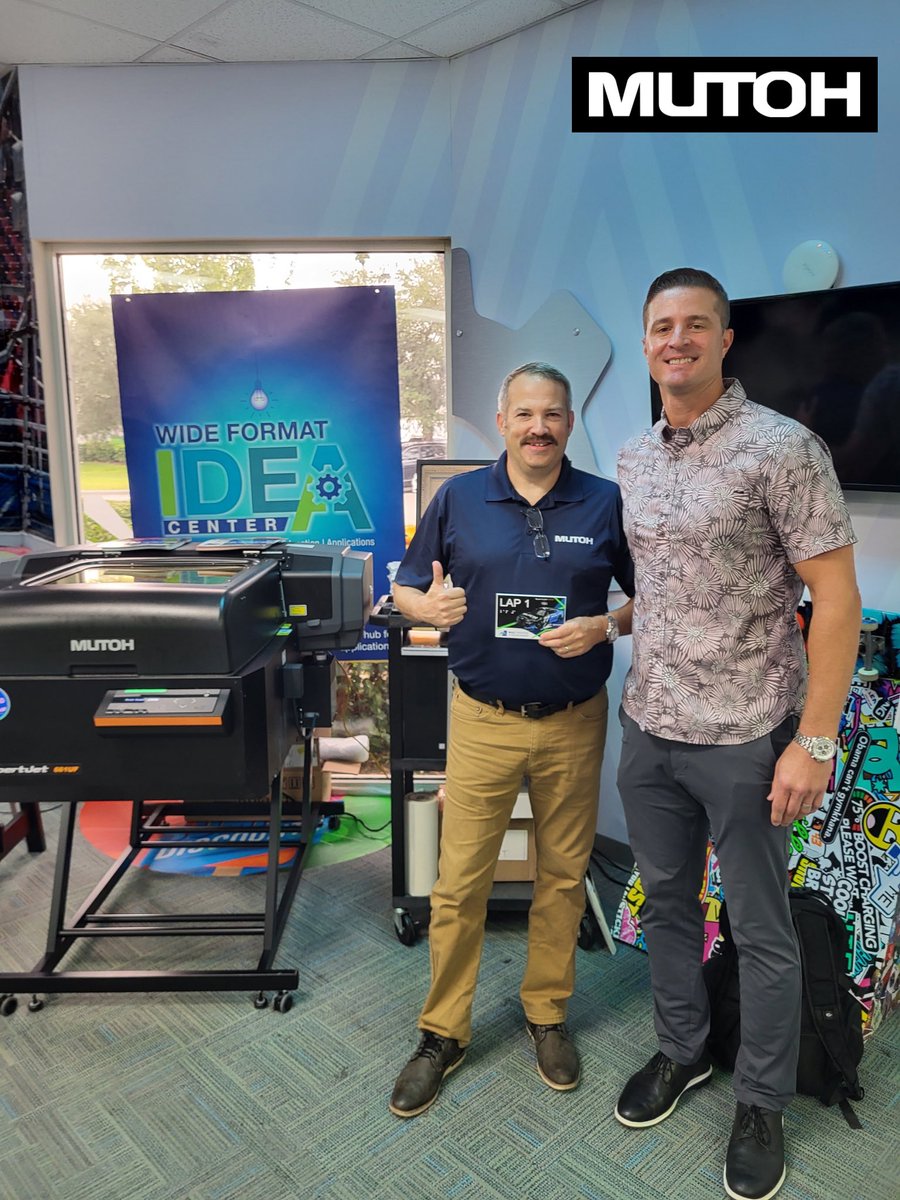 MutohAmerica's tweet photo. 📍Join us today for @MacPapers Open House in Florida! Our MUTOH experts are ready to introduce you to the amazing XpertJet 661UF with live print demos! 🖨️ Let’s talk printers, packaging, and how MUTOH can elevate your business! 🚀 See you there!
#mutoh #MacPapers #openhouse https://t.co/IuBJrO4xap