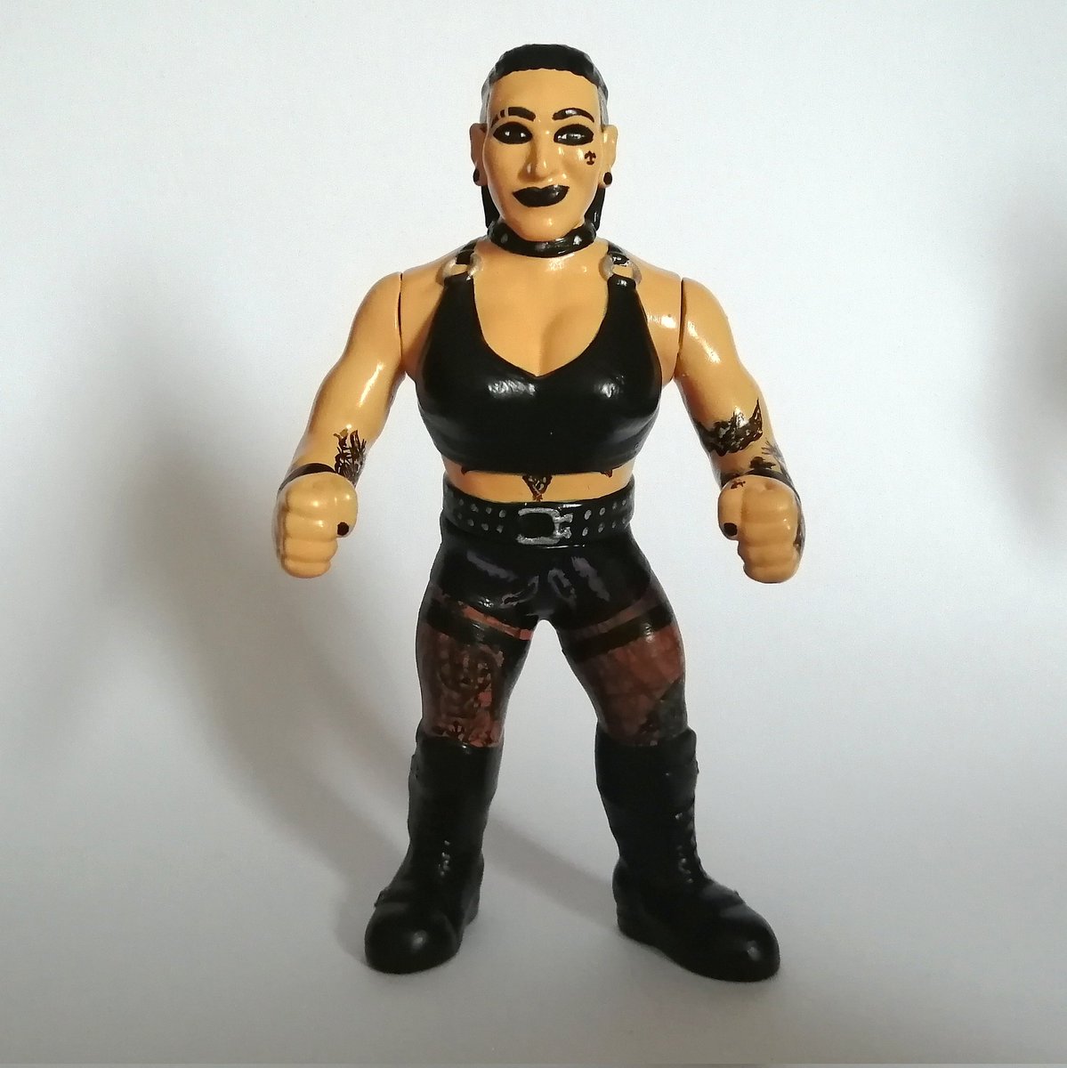 wwfhasbromaniax's tweet photo. My last wrestling figure... I 3d sculpted, printed and painted it!
Mami Rhea Ripley !
#hWocreate https://t.co/PIarKtZSAp