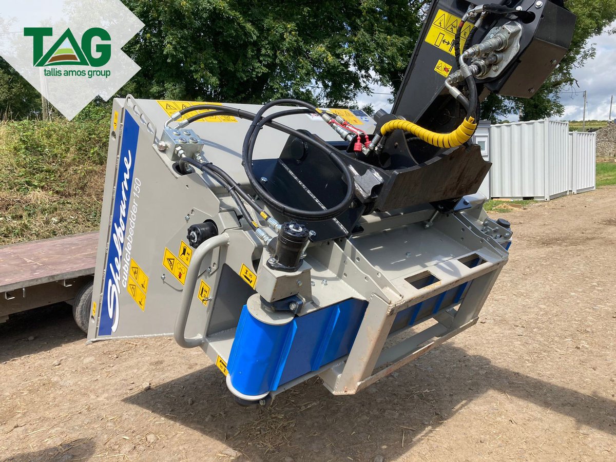 tallisamosgroup's tweet photo. 👍Busy day @ #Narberth #Tuesday!👍
Will Griffiths was out delivering 3 implements
🟢 ✨New @MajorEquipment 9 Ft #Topper
🔵 ✨New @ShelbourneReyno CB150 #Bedder
🔴 ✨New @TeagleMachinery Telehawk T2 #StrawBlower
Great Work Will!👍
Thanks to all for their valued business👍🤝 https://t.co/8NkweMOkqE
