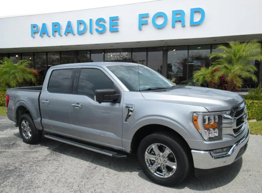 This truck won't be on the lot long! Our #UsedCarOfTheWeek is this 2021 Ford F-150 XLT with under 32k miles. Learn more about this pre-owned Ford at Paradise Ford! 🌴 tinyurl.com/4syf24b2