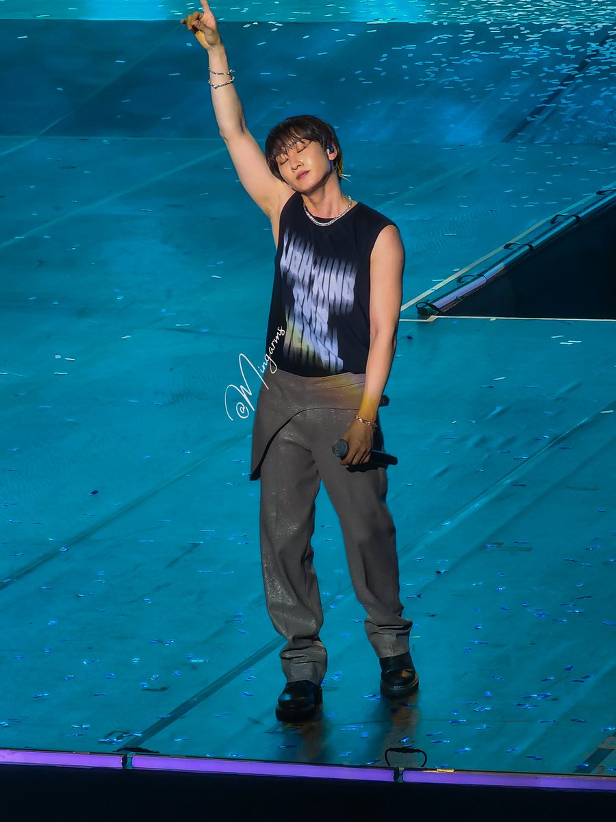 mingarms's tweet image. Good night Hyuk! Happy Birthday in heaven Honey Appa 💙🩵🤍 

Super Junior Fan Party in Manila 230721

@AllRiseSilver #SuperJunior_FanPartyInManila 
#SJ_FANPARTYinMNL #Eunhyuk