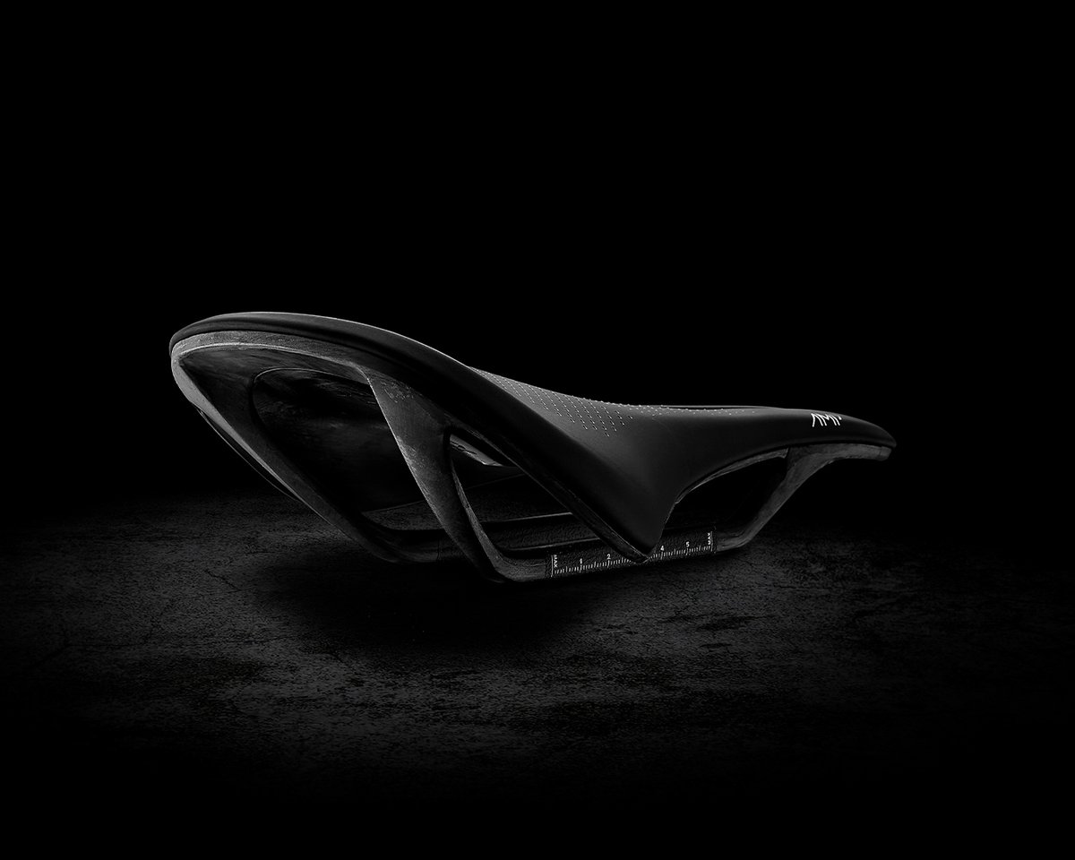 The all-new Amp saddle features an Advanced Forged Composite Technology base and Integrated Rail Design combined with high elasticity padding and Lightweight Reactive Foam.

Learn more → fal.cn/3Ad7v

#PerformanceAmplified #overachieve