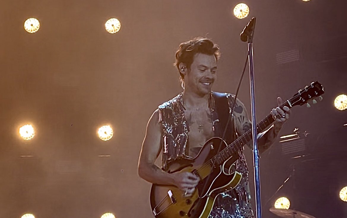 robs ₜₛ 🪩 tweet media