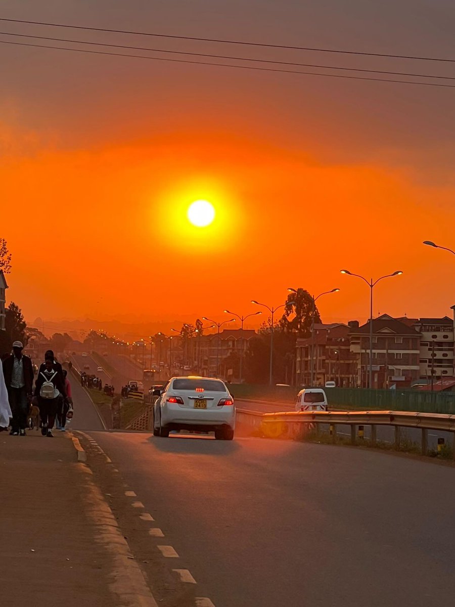 MwariOfNdungu's tweet photo. Sunset today was it...🌇 https://t.co/LENFmLZuK6