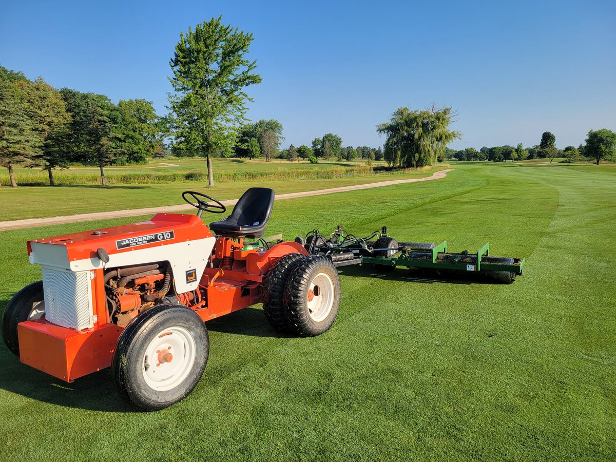 I finally got to enjoy the peace and solitude of the @Jacobsen G10 tractor rolling fairways with the Harco Big Jim roller. #alonewithmythoughts #turfhealth