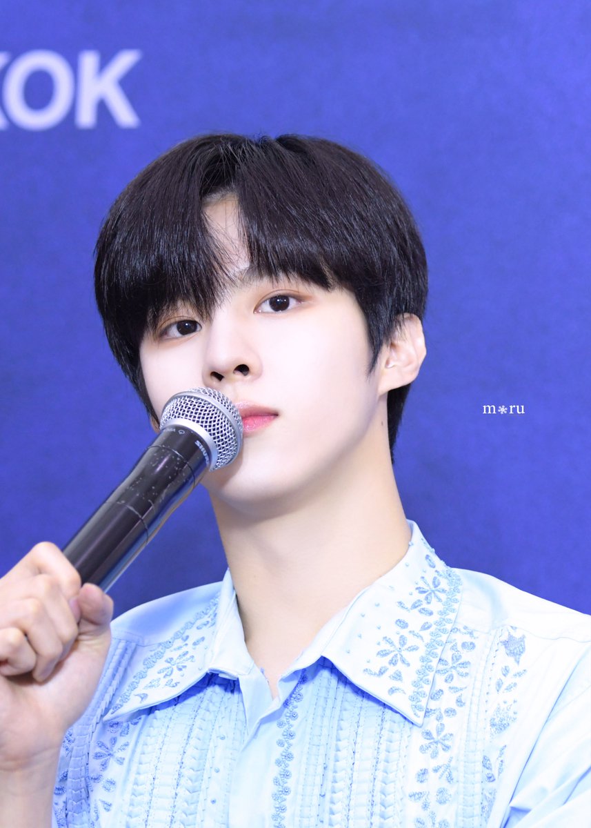 𝐦❄︎𝐫𝐮 tweet media