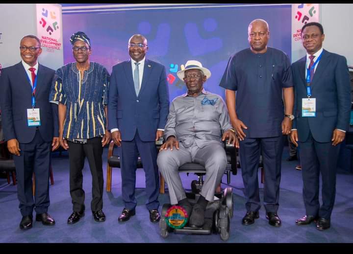 news_ghana's tweet photo. Speaker laments Public’s lack of trust, confidence in leaders  #Headlines #confidenceinleaders #GNA #NationalDevelopmentConference  https://t.co/UJGT9Xq2dW https://t.co/tUP0ic7Kqi