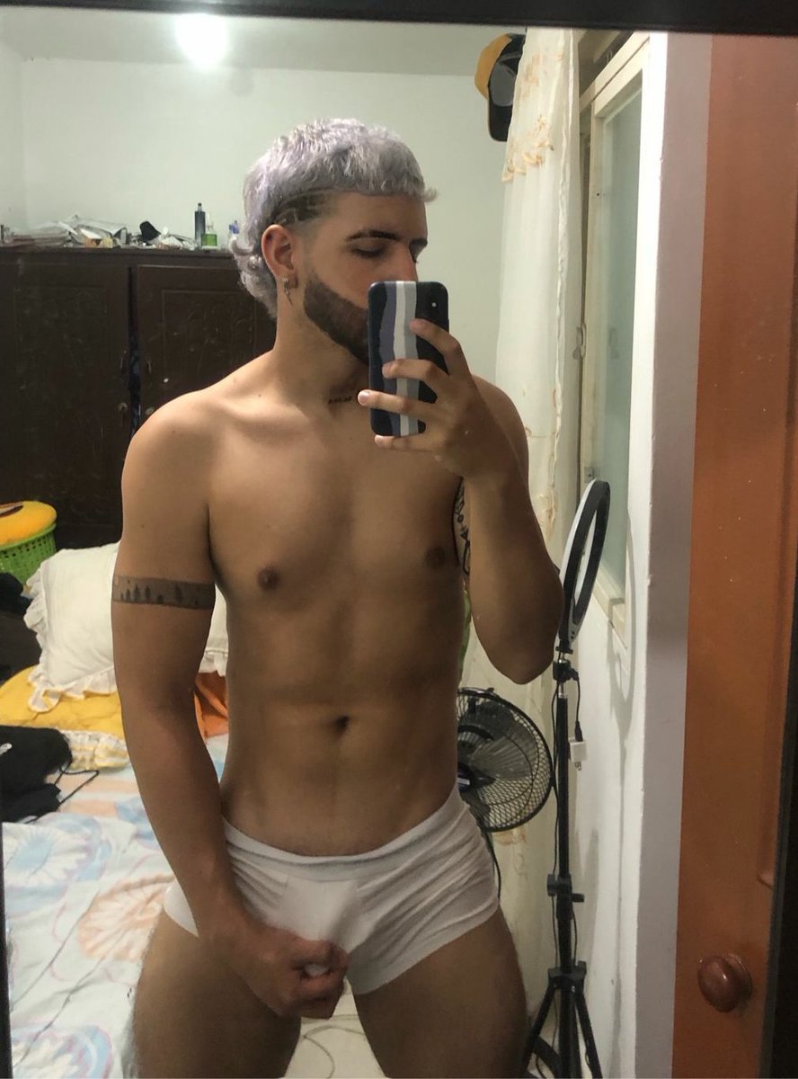 JhonsanSanchez's tweet photo. Rt y te mando una sorpresita al dm😏 https://t.co/7yKxObU6TD