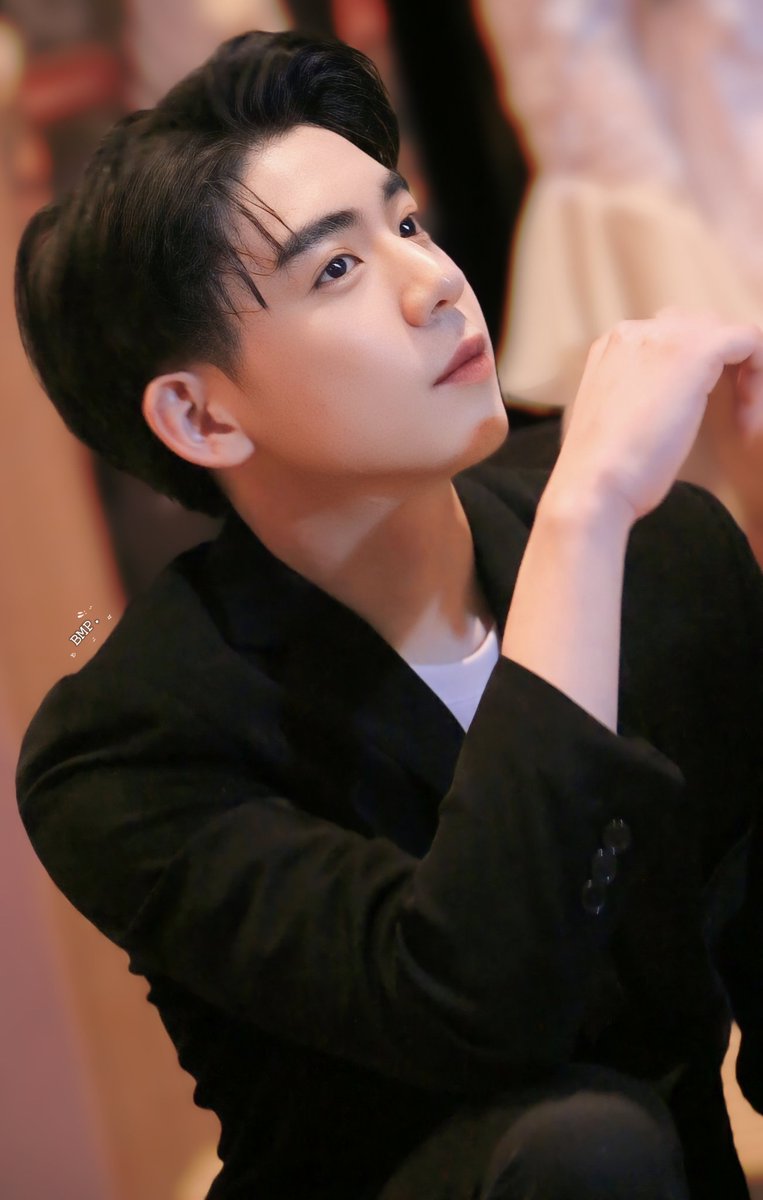Kwangzajabjai's tweet photo. โอ้โหวววว....บอกทีว่าเขาคือคนเดียวกัน หล่อกะได้ น่ารักก้อสุบๆ แบบนี้ต้องมีซีรีย์สักเรื่องแล้วป่าวว
{@bbossppp}
Cr.@l3xxmmy_tt

#heroincastingcall #herointheseries #รักเสพติด #bbossppp https://t.co/CiXz7VtKce