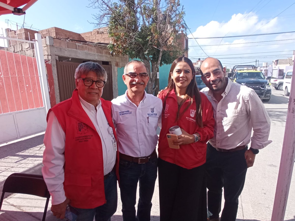 DIFMunicipalSLP's tweet photo. Este jueves la “Ruta de la Salud” atiende a vecinos de la colonia ciudad 2000, donde se brindan los siguientes servicios médicos: escáner mamario 💜, optometrías 👓, audiometrías 👂🏼, atención dental 🦷 y medicina general 🩺

#LaCapitalDelSí #LaRutaDeLaSalud #SíEsPosible #DIFSLP https://t.co/19jj03Wbfl