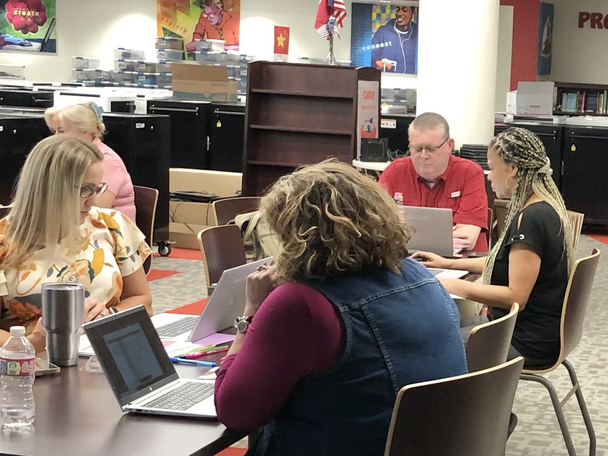 Cap Roder tweet media