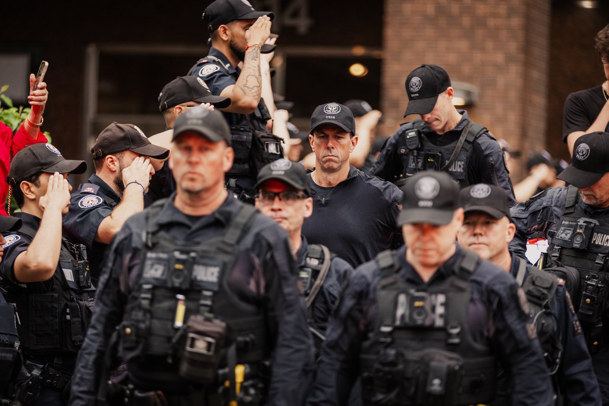 Toronto Police Association tweet media