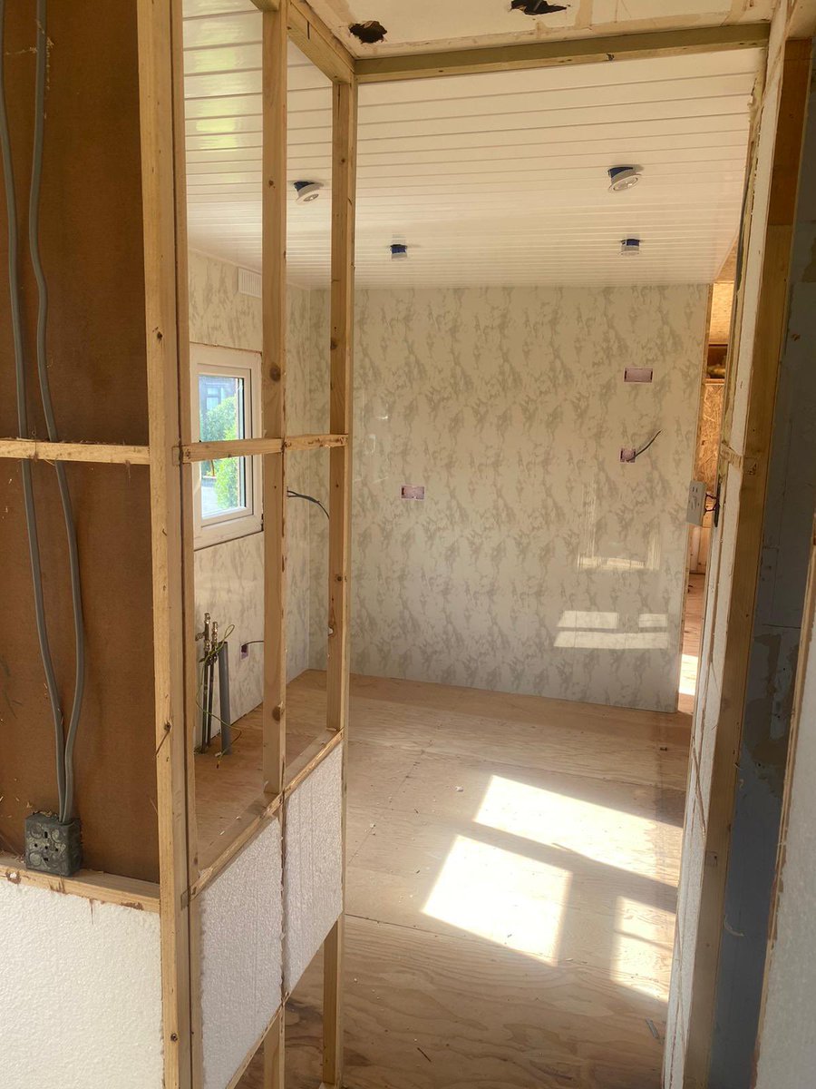 OIP Static Caravan & Lodge Refurbishments tweet media
