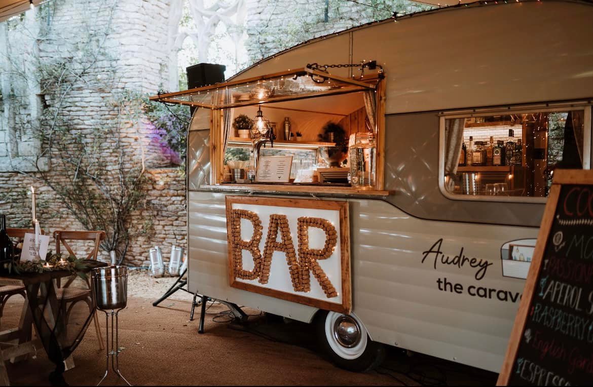 WeddingComplete's tweet photo. Quench Event Bars offer an extensive range of bar services & a unique selection of mobile bars. Their wedding bar service is designed to ensure your day runs smoothly, allowing you & your guests to fully enjoy the celebrations. 🍻🥂
https://t.co/tsAIlMKk84
#mobilebar #eventbar https://t.co/xidKc368s3