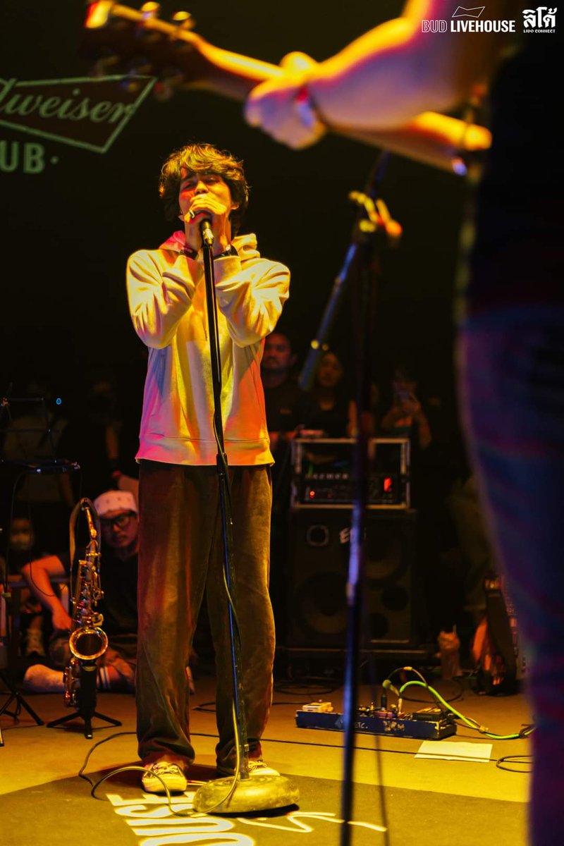 weareflyway's tweet photo. ขอบคุณแฟนเพลง ETC ทุกท่าน ที่ร่วมฟังเพลงเพราะๆจาก คาร์มัส และ ต้าร์ ฐิติพล ครับ #Cr.Pic by @lidoconnect

#ลิโด้คอนเน็คท์ 
@khamas_khan 
@tarrdoesmusic 
#Khamas #TarrThitipol #Flywayentertainment https://t.co/9uWxyjHeHp