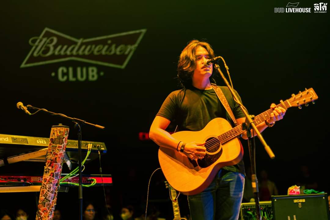 weareflyway's tweet photo. ขอบคุณแฟนเพลง ETC ทุกท่าน ที่ร่วมฟังเพลงเพราะๆจาก คาร์มัส และ ต้าร์ ฐิติพล ครับ #Cr.Pic by @lidoconnect

#ลิโด้คอนเน็คท์ 
@khamas_khan 
@tarrdoesmusic 
#Khamas #TarrThitipol #Flywayentertainment https://t.co/9uWxyjHeHp