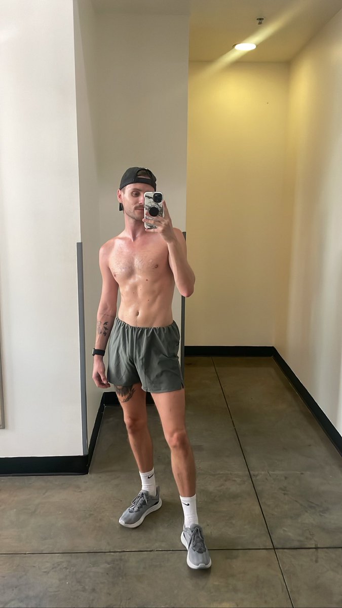 thelanepindell's tweet photo. Barry’s boy 🤭 https://t.co/ceVoWfb65s