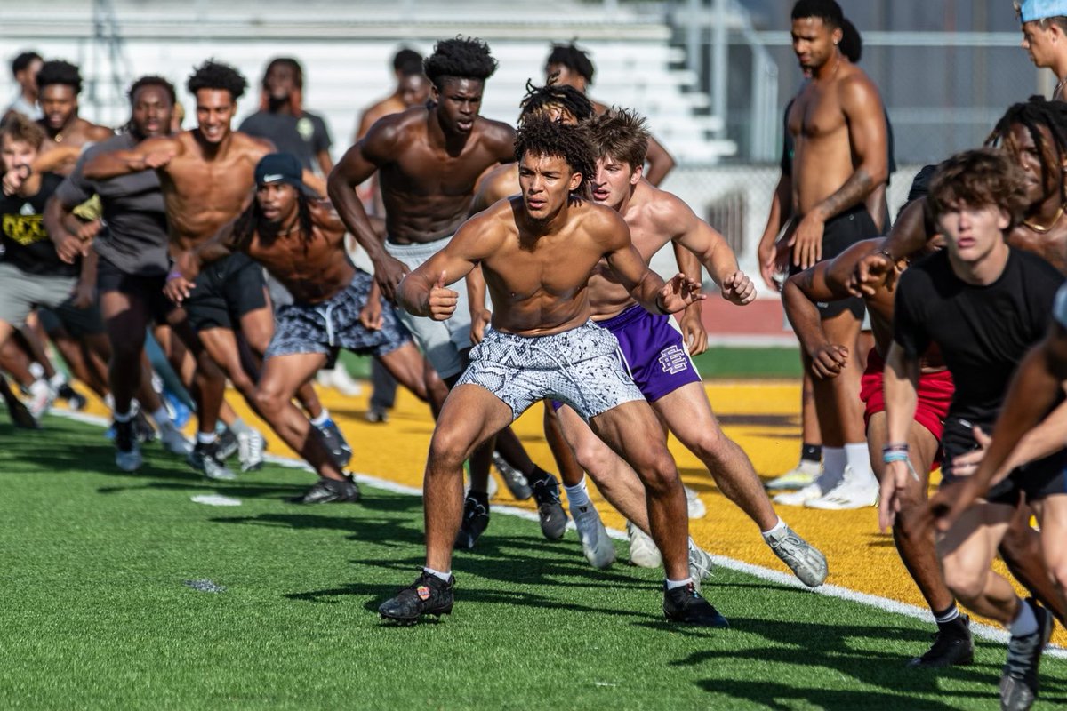 "Every dream has a process and a price tag. Those who embrace the process and pay the price, live the dream. Those who don't, just dream." ~ Jeremy Riddle

28 days out😤 #GCity <a href="/GCCC_FOOTBALL/">Broncbuster Football</a> <a href="/JUCOFFrenzy/">JUCO Football Frenzy</a>