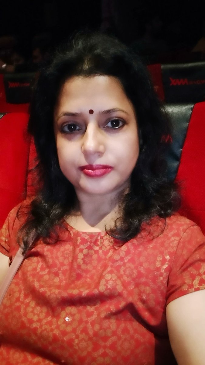 CelebrityTadka2's tweet photo. ΰ€ΰ€ΰ₯-ΰ€ΰ€ΰ₯ mere Dil mein khyal aata hai.#actress #Mumbai #bollywoodactress #muvie #serial #Webseries #addfilms #videoalbums #serise #funny #comedy #entertainment #celebrity #Bollywood https://t.co/6MhpLb4t3b