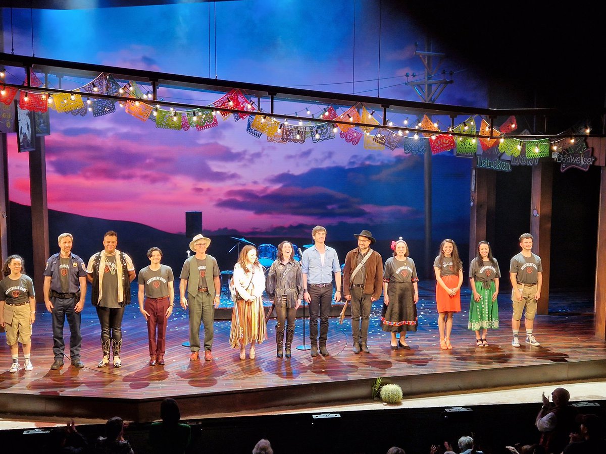 Just seen <a href="/indreamsmusical/">In Dreams</a> <a href="/LeedsPlayhouse/">Leeds Playhouse</a> Really good, funny and sad. Fantastic cast. Go see it while you can. <a href="/OliverTompsett/">Oliver Tompsett</a> <a href="/hannahfducharme/">Hannah Ducharme</a> <a href="/lenahallcsd/">Lena Hall</a> <a href="/Reese_Williams/">Sian Reese-Williams</a> <a href="/LeonCraig1/">Leon Craig</a>