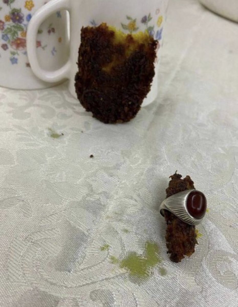 <a href="/mamadporii/">Amin Pouria ممد پوری</a> غارت چیه بیا اینم مدرک
#IRGCterrorists