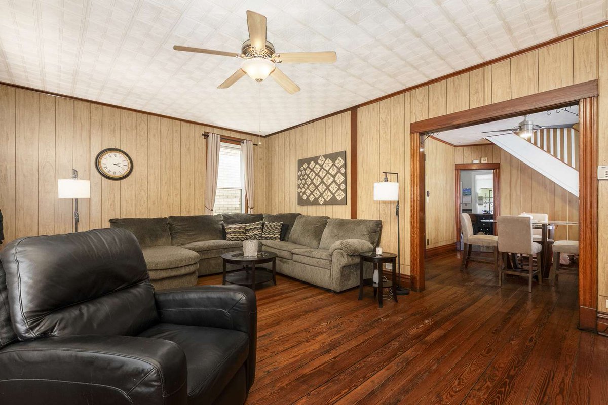 habloft's tweet photo. Multiple offers! Our seller is happy. Our team is happy to help with any of your Real Estate needs. 

1736 N Monticello Avenue, Chicago, IL 60647 just hit the market!
Take a look at this awesome space: https://t.co/Hx4F9Xz9ue https://t.co/i7evseqBtm