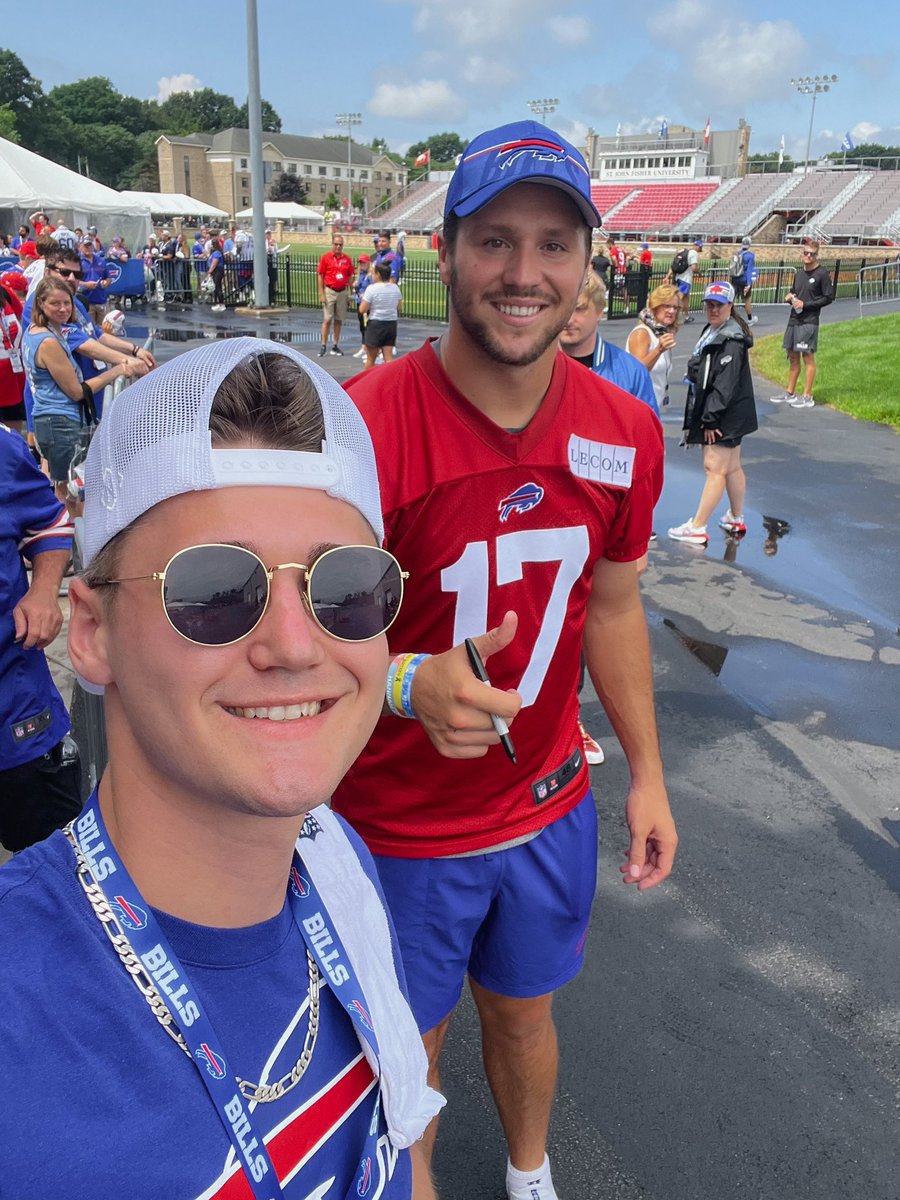 Day 2 is in the books #GoBills