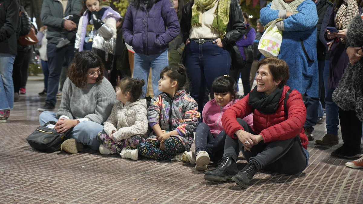 lorebarabini's tweet photo. Ayer realizamos un hermoso homenaje a nuestra líder espiritual Evita, al cumplirse 71 años de su paso a la inmortalidad
#EvitaEterna #SecretariaDeGenero #PJNeuquen https://t.co/dyCkSTAyrl