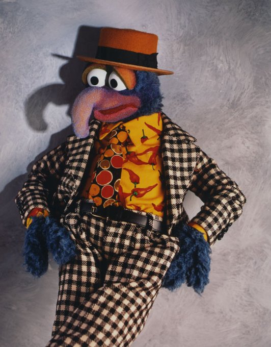 BenjaminCrew1's tweet photo. Muppets Oppenheimer
Oppenheimer: Gonzo
Groves: Sam Eagle
Senate aid to Strauss: Kermit
Jean Tatlock: Miss Piggy
Kitty: Camilla the Chicken
Teller: Fozzie
Hill: Pepé the King Prawn
Ein &amp; Stein: Statler &amp; Waldorf 
Strauss: Steve Martin 
Isidor: Rizzo
Neils Bohr: Bunsen Honeydew https://t.co/Brj75bZanJ
