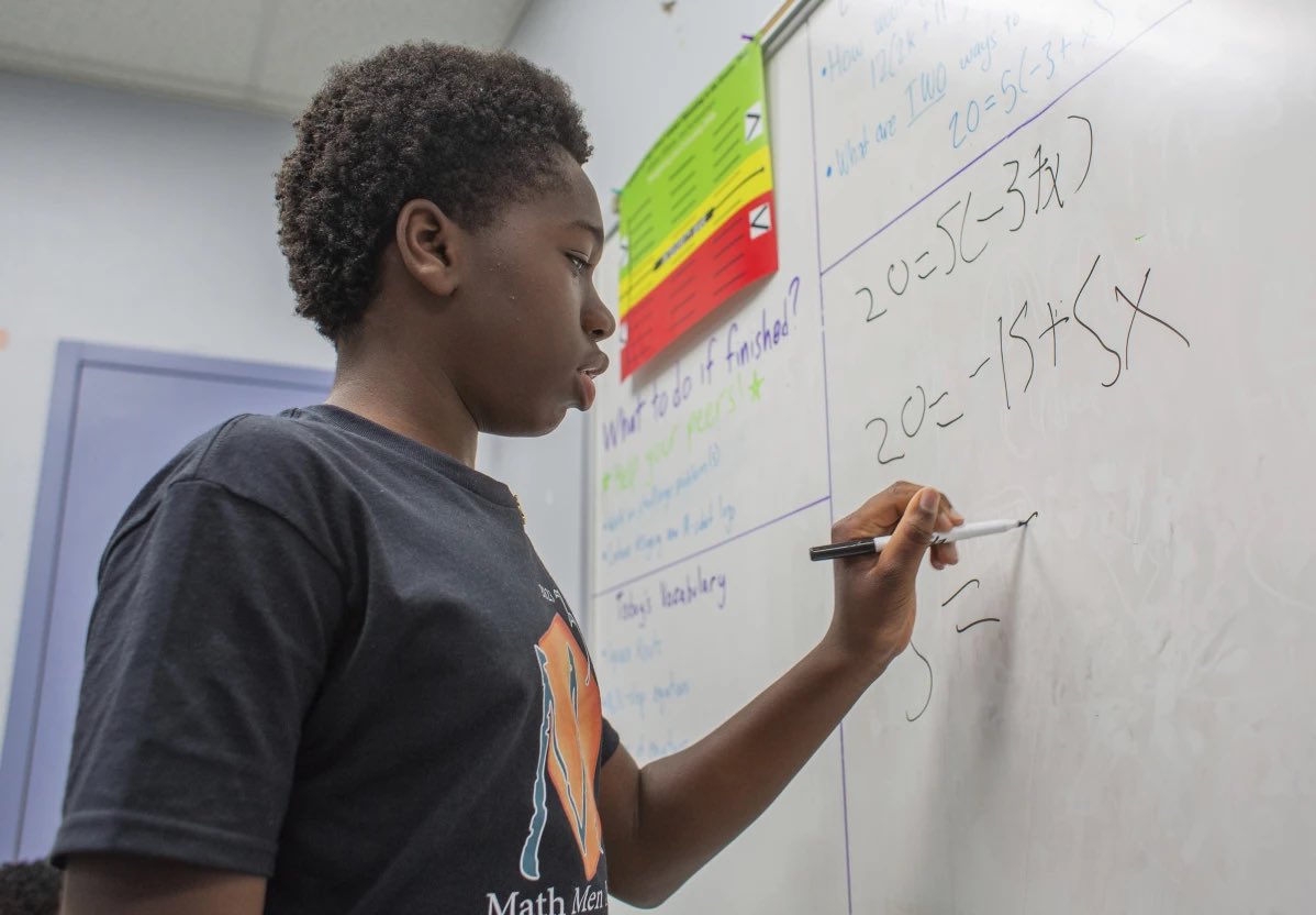 100BlackMen's tweet image. 🔥 Empowering Black Youth: Making Waves in 2023! 💪✨ Our "100 Cuts" program, annual scholarships, and M-Cubed Summer Math Academy are changing lives. Together, we break barriers and pave the way for a brighter future! 🌟🎓 #100BMOA  #EducationMatters #CommunityImpact